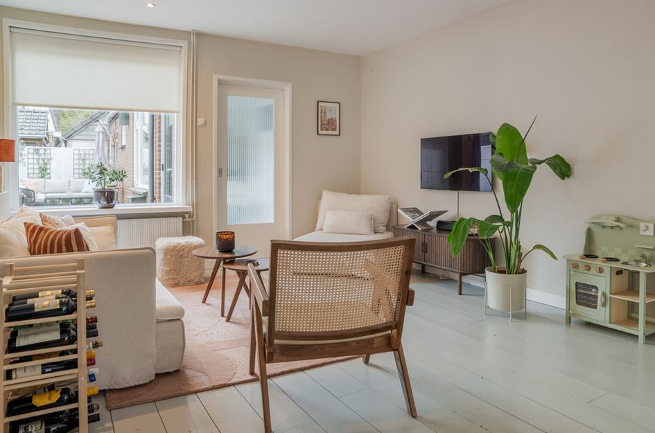 Admiraal de Ruyterstraat 78