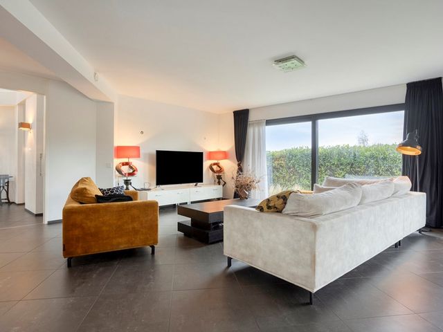 Gigantenstraat 8, Almere