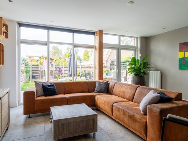 President Kennedyplein 12, Kaatsheuvel