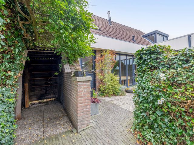 Oostpolderweg 4, Waddinxveen