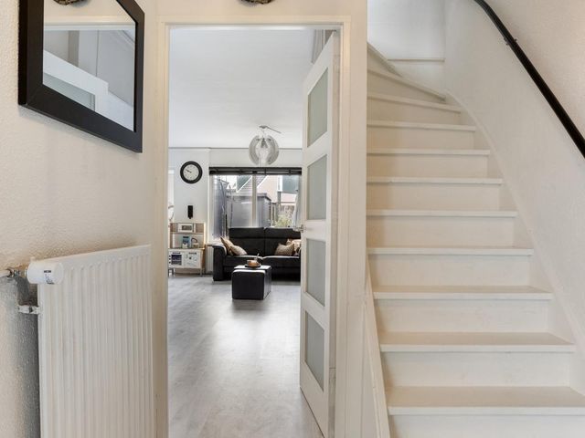 Jhr Mr A F de Savornin Lohmanstraat 88, Zuidland