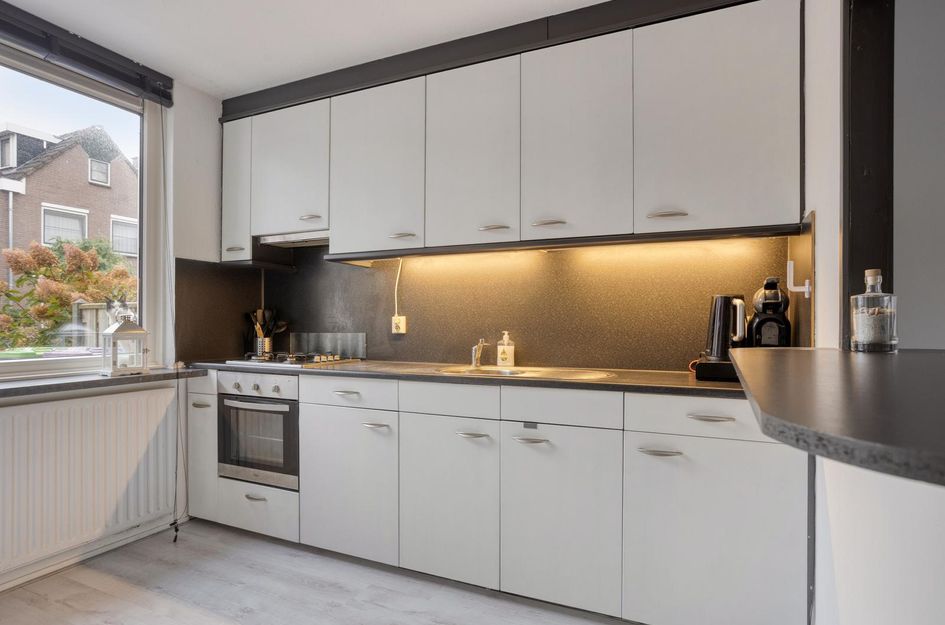 Jhr Mr A F de Savornin Lohmanstraat 88