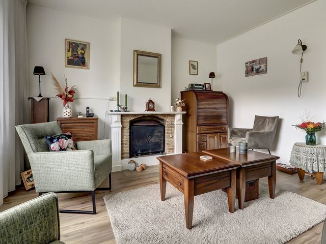 Nieuwestraat 61, Strijen