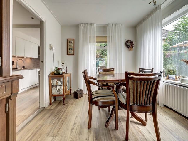 Nieuwestraat 61, Strijen