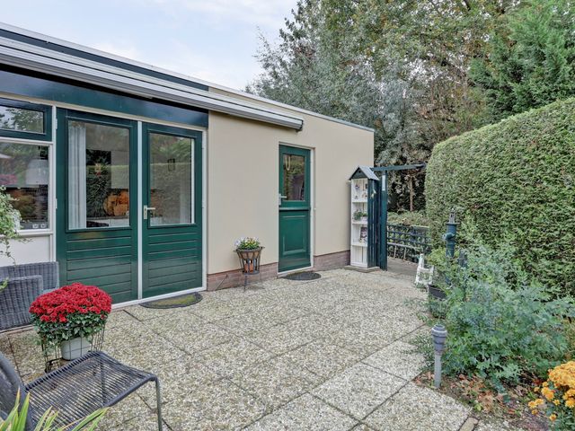 Nieuwestraat 61, Strijen