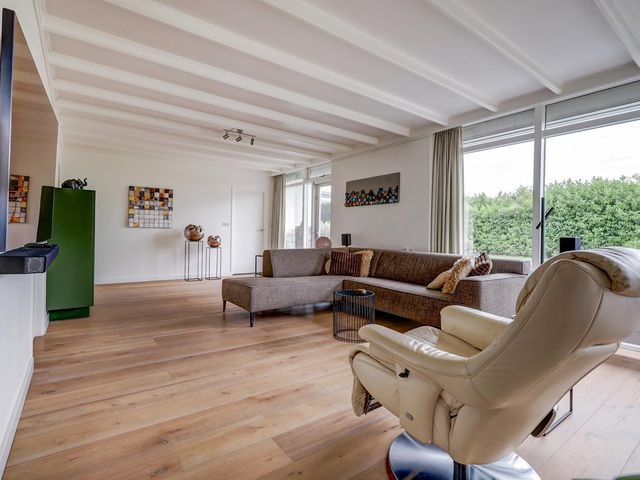 Couwervestraat 5, Kruiningen