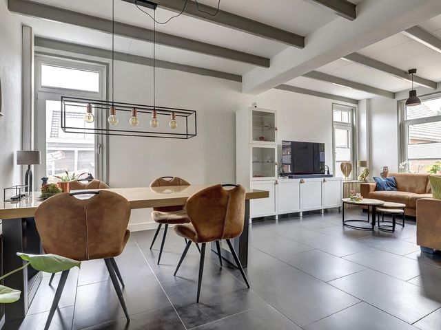 Welhoekstraat 32, Kruiningen