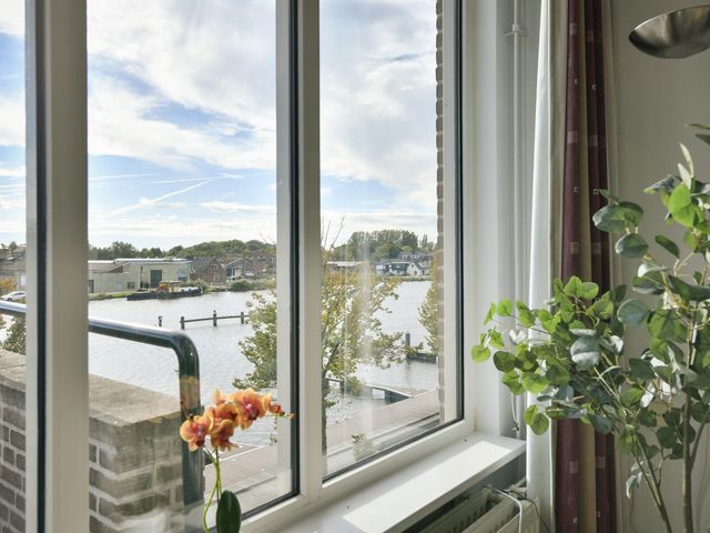 Wilhelminakade 55, Uithoorn