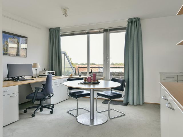 Wilhelminakade 55, Uithoorn