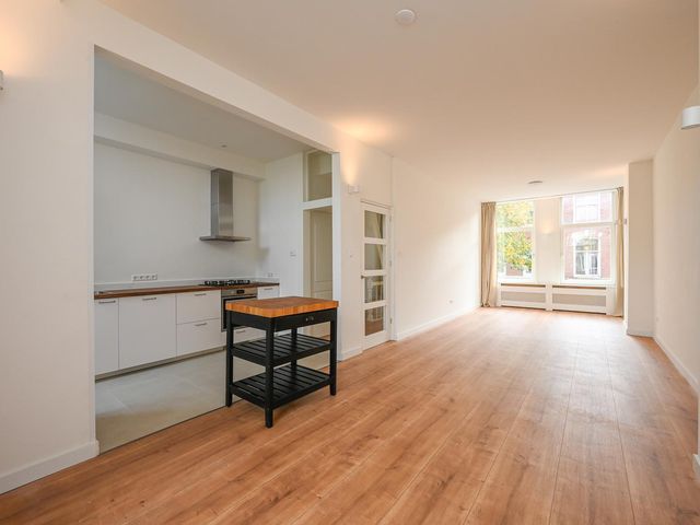 Newtonstraat 327, 's-Gravenhage