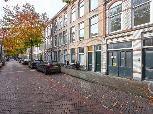 Newtonstraat 327, 's-Gravenhage