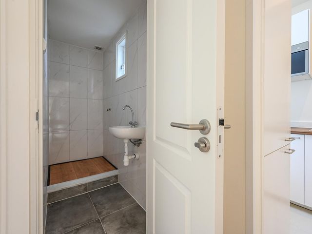 Newtonstraat 327, 's-Gravenhage