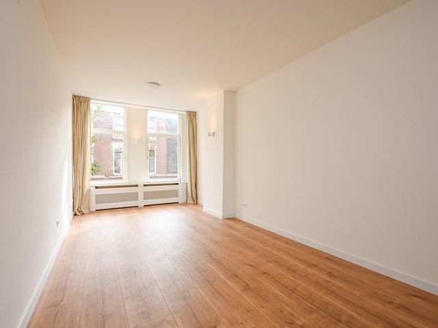 Newtonstraat 327, 's-Gravenhage