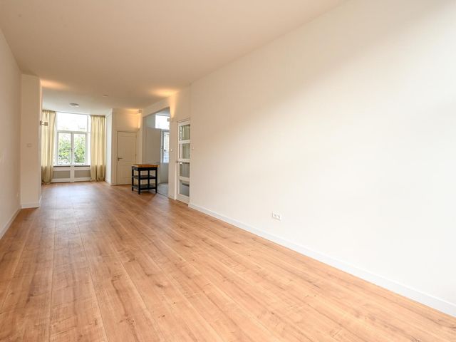 Newtonstraat 327, 's-Gravenhage