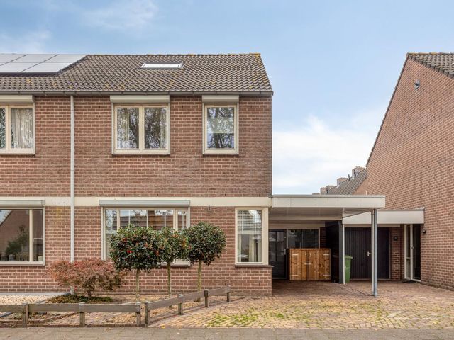 De Klaver 19, Heesch