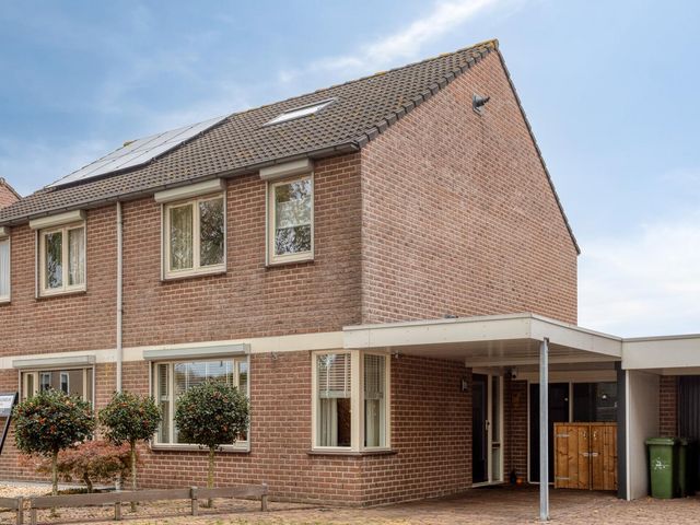 De Klaver 19, Heesch