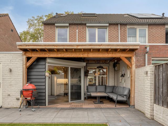 De Klaver 19, Heesch