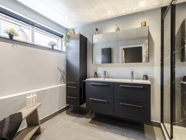 Sluisweg 44, Hardinxveld-Giessendam