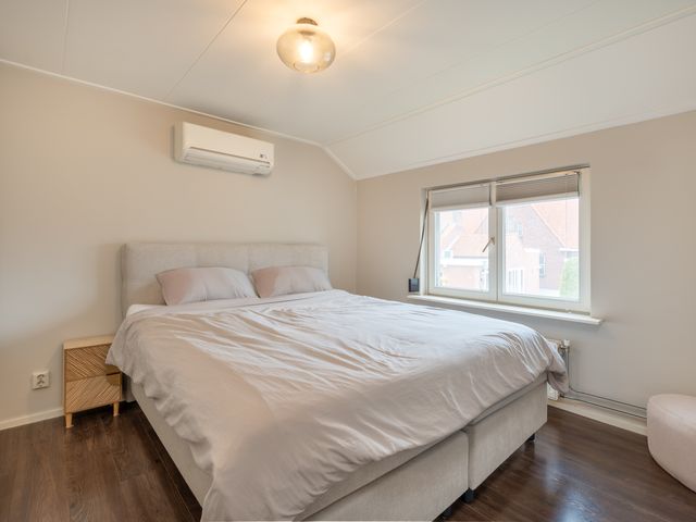 Populierenlaan 21, Enter