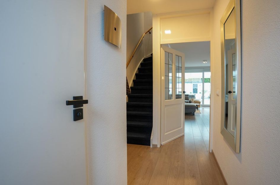 Burg Van Laarstraat 13