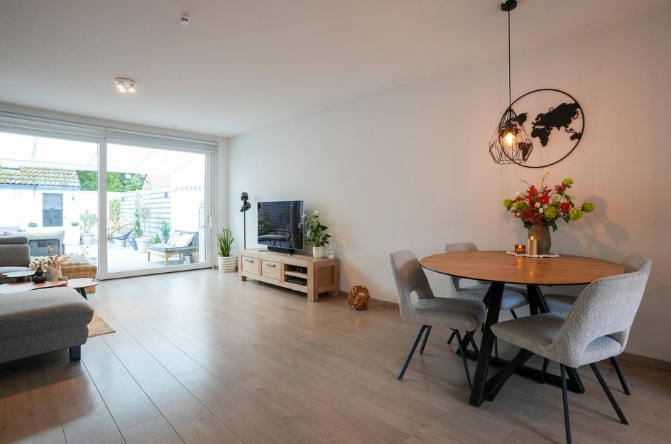 Burg Van Laarstraat 13