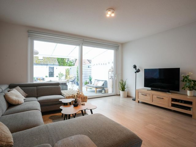 Burg Van Laarstraat 13, Wijlre