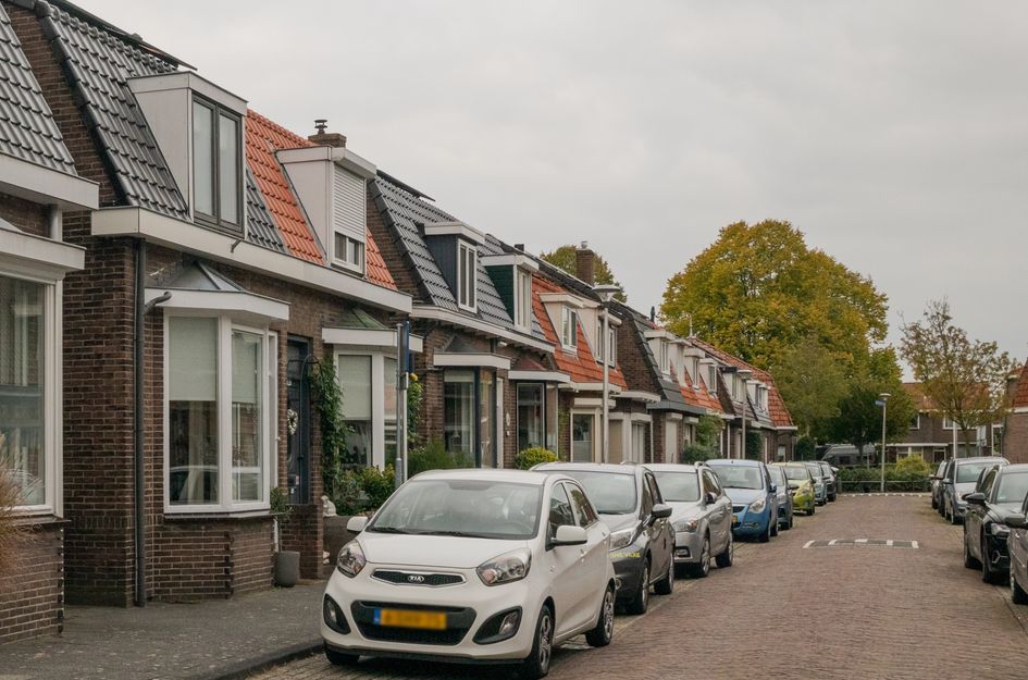 Admiraal de Ruyterstraat 78
