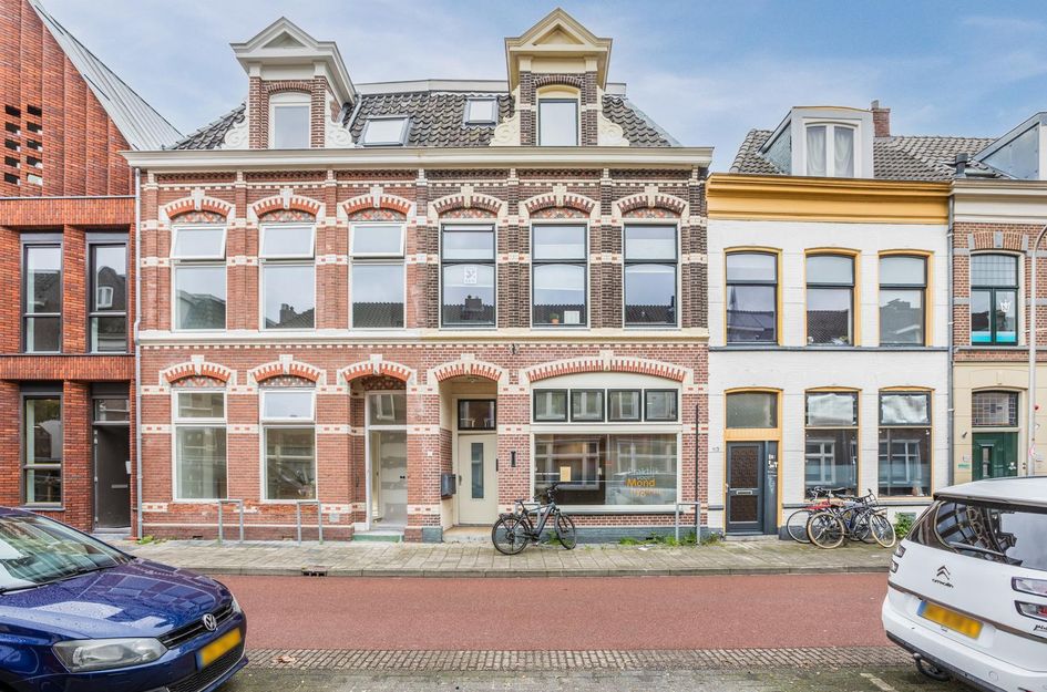 Van Karnebeekstraat 111B