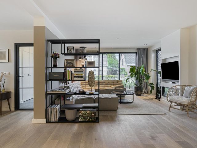 Wilhelminastraat 96, Sint Jansteen