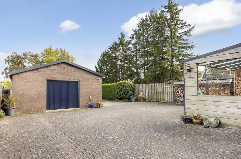 Nieuw-Amsterdamseweg 32