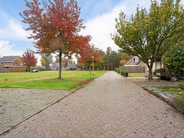 Wollegras 5, Weiteveen