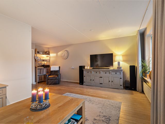 Wollegras 5, Weiteveen