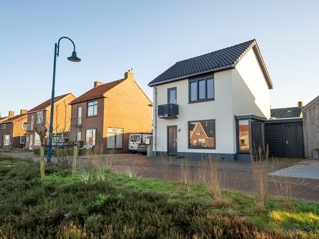 Brink 15, De Koog