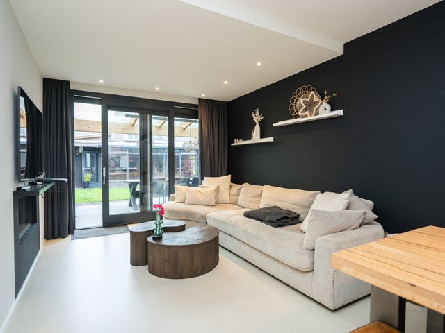 Brink 15, De Koog