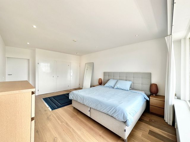 Mensinge 27, Amsterdam