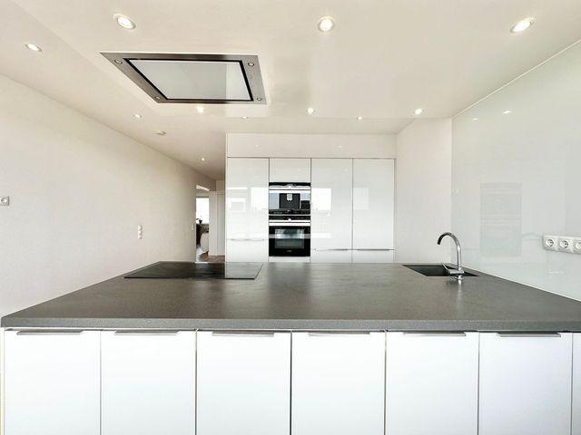 Mensinge 27, Amsterdam