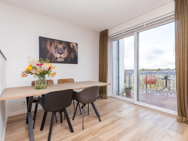 Jan Doustraat 80, Zwaag