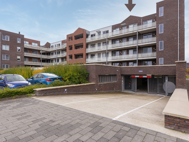 Jan Doustraat 80, Zwaag