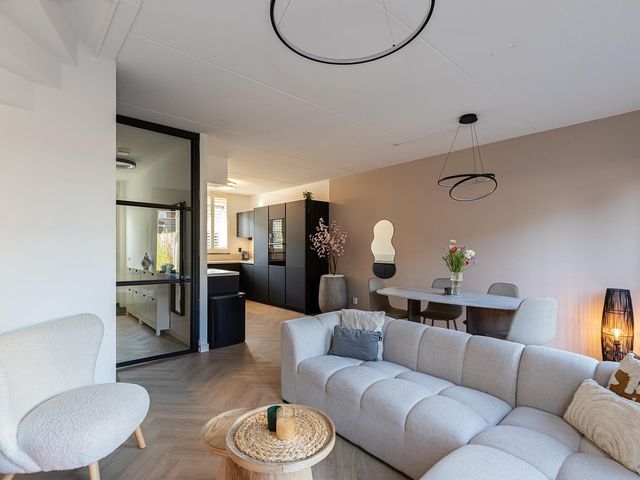 Puccinistraat 6, Sliedrecht