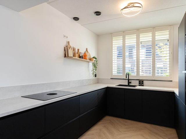 Puccinistraat 6, Sliedrecht