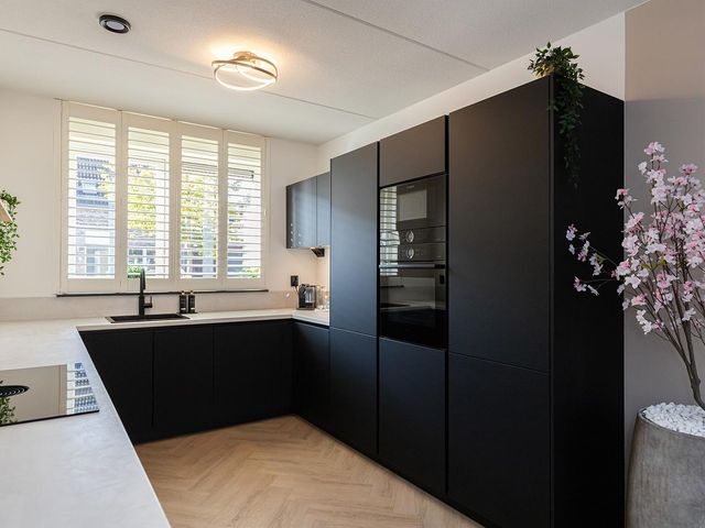 Puccinistraat 6, Sliedrecht