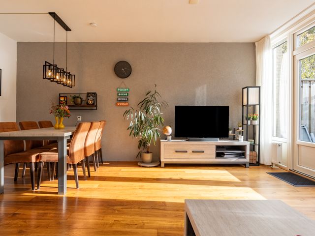 Kenemansstraat 26, Holten