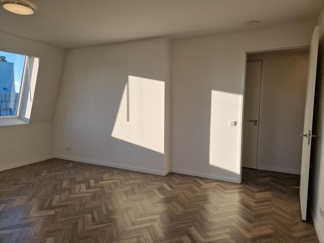 Eisenhowerlaan 156S, 'S-Gravenhage