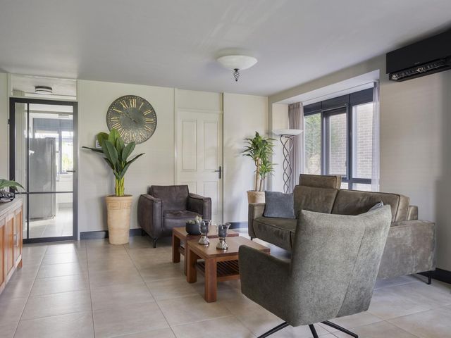 van Ostadelaan 13B, Heerhugowaard