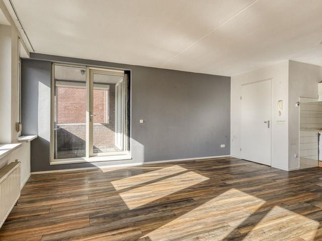 Kade 30b, Roosendaal