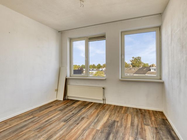 Kade 30b, Roosendaal