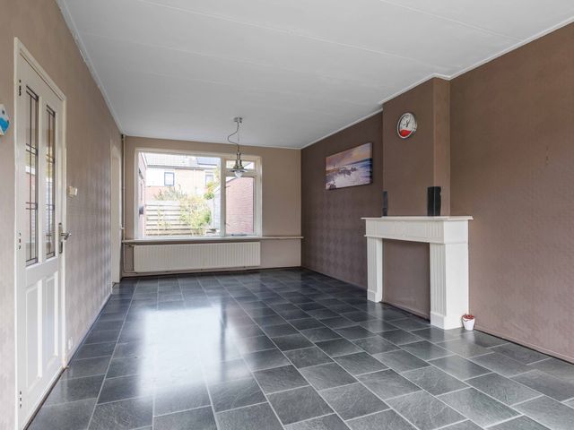 Evert C. Slimstraat 32, St.-Annaparochie