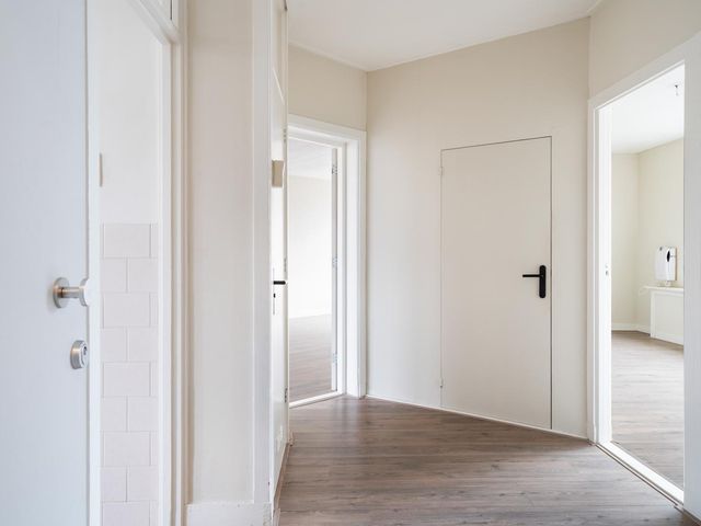 Uitweg 72 01, Rotterdam