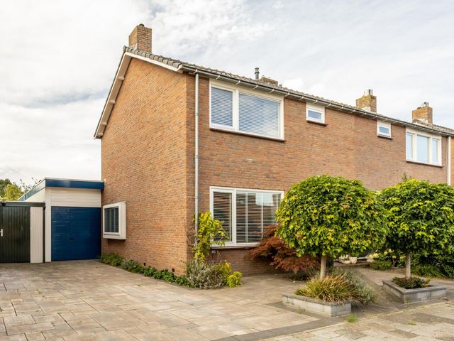 J.C. Beetslaan 90, Hoofddorp