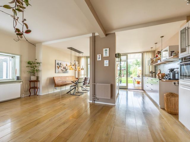 J.C. Beetslaan 90, Hoofddorp